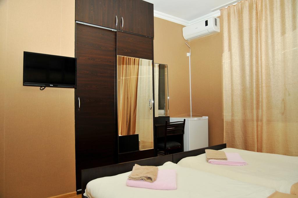 Alma-Ata Hotel Bordjomi Chambre photo