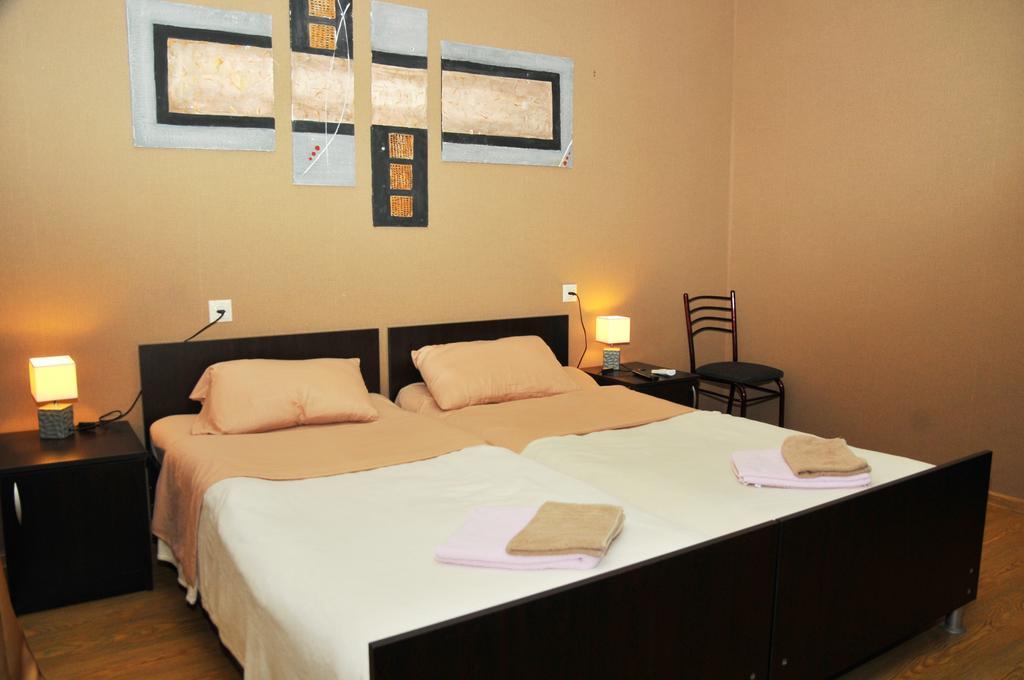 Alma-Ata Hotel Bordjomi Chambre photo